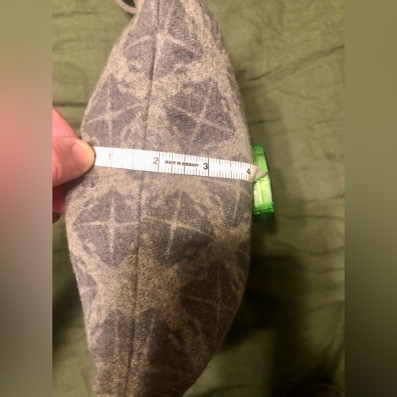 😍 BOTTEGA VENETA *VINTAGE* DESIGNER GREY PRINTED CASHMERE WOOL SHOULDER BAG! 🤩 - Picture 7 of 8